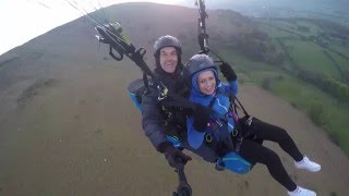 Jeanette Richards paragliding