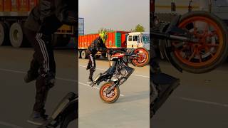 New ☠️reels stunt 🔥show video subscribe 🔥karo #ktmloverktm #duke200 please 🙏🙏🙏