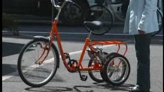 四輪自転車／３ｍ間隔のパイロンを八の字走行