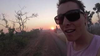 Swimming with crocs..? (nah) + a killler sunset - Around Oz Day 25