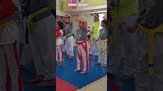 HIGH BLOCK TAEKWONDO TRAINING #andrea #taekwondotraining #highblock