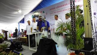 Robot Opening Gimmick during GU2016 at UTHM with Menteri Besar Johor