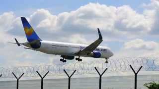 Boeing 767, Thomas Cook Airlines (G-TCCB), Manchester Airport