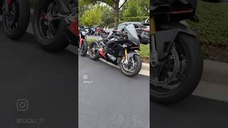 #SundayFunday  in ChuckTown Ninja H2 Ninja ZX10R Gsxr 1000r S1000rr CBR 1000rr DUCATI V4 SP2 ￼