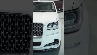 Lincoln Navigator