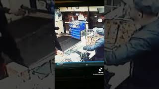 Man tries to rob store with BB gun