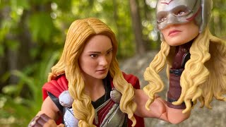 Thor Love and Thunder Marvel Legends Mighty Thor Jane Foster Natalie Portman Figure Unboxing Review