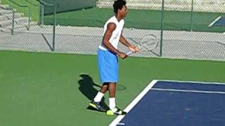 Gael Monfils practicing at Indian Wells 3.13.09