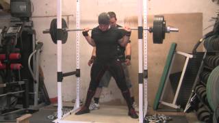 Beltess Squats - 210kg x 10 x 2 - Paused - 180kg x 3 and some pulls - 17.06.2015