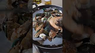 BUTTERED SEAFOODS WITH SWEET CORN #shortvideo #lunch #sallyskitchenseafoods