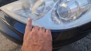 Polishing your front lights on the Peugeot 307 (applicable to many other model / brand of course)