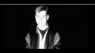 Andy Rourke - Hand In Glove 1985