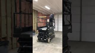 Skyjack Scissor Lift