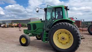 2003 JohnDeere 7420 tractor