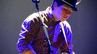 "Rose Garden" Pt 1. Nick Jonas & The Administration Philly 1/9/10 Tower Theatre