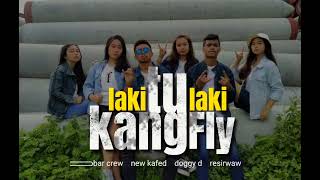 Laki - Laki Tukang Fly ( lirik ) 🎵 remobar crew feat new kafed x doggy d x resirwawan