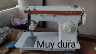 máquina de coser está peganda o muy dura como Aser para suabisar