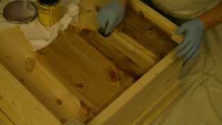 How To : Stain Pine Furniture ( Conditioning )