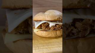 Бургер с рваной свининой, pulled pork burger#burger #pulledpork