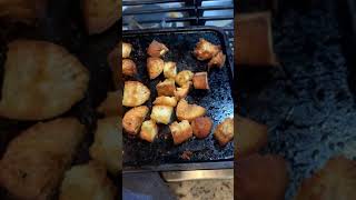 Make Croutons from Leftover Stale Bread 🥖