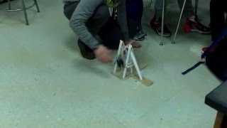 Student Trebuchet (Hour 2, 2016, video 1) - Mr Pauller