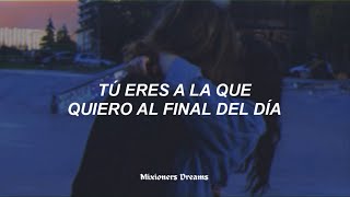 todos nos identificamos con alguna frase de esta canción ♡