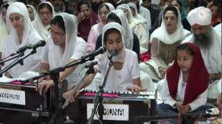 Bibi Simran Kaur Ji & Bibi Jaipreet Kaur Ji - Waheguru Simran Akhand Jaap 2012 [HD]