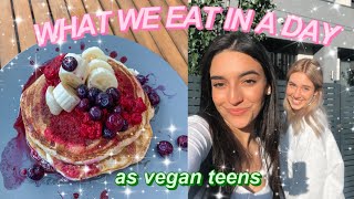 what we eat in a day as VEGAN TEENS! (school day edition) #cookwithme