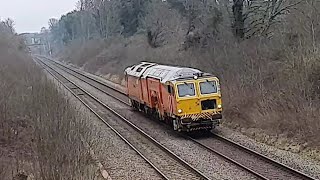 Trains at Bonemill Lane Bridge, Newbury. (29th January 2024)