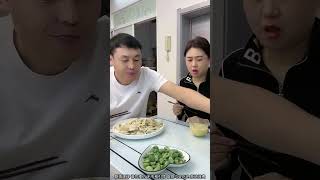 😂🍴 Epic Food Battle: Husband vs. Wife – Who Will Come Out on Top? #FunnyVideo #shortsvideo