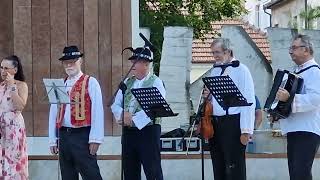 Folklórna nedeľa