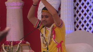 Me to apne mohan ki pyari bhajan by Shri Radha Krishna Ji Maharaj