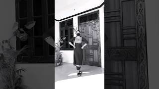 Ve Main Tere Lad Lagian Ve Ranjhna  | #dance #punjabisong #punjabi #oldisgold #ytshorts #shorts