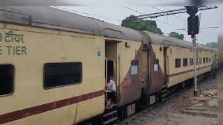 13010 Doon Express Skip Konnagar #train #indianrailway