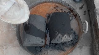 Pure charcoal water pouring+dipped shapes+dry crumbling mixed combo