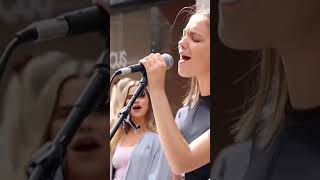 amazing beautiful voice street talents music show outsanding  صوت رائع مواهب عروض الشارع