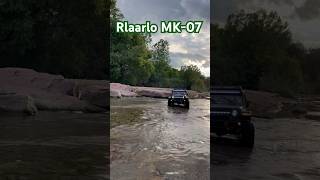 Rlaarlo MK-07 water crossing! This thing is awesome! #rlaarlo #rccrawler #jurassicworld