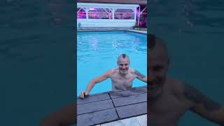 Adam Kiziewicz. Kto biednemu zabroni żyć bogato 😀👍🏊