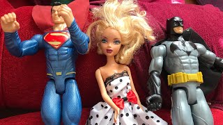 Batman oyunu oynadık. Batman ve Süperman videosu. Eğlenceli çocuk videosu. #Batman #Süperman #Barbie