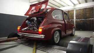 Fiat 600 - probando en el banco