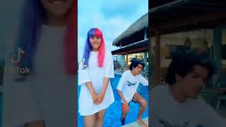 Lesslie y Rafa Polinesio= TikTok en la piscina [🌴🌊]