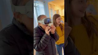 Mom’s hilarious reaction to seeing dinosaurs in her house with VR 😂❤️