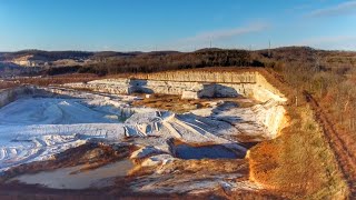 Flyover of a Silica mine in Pacific MO