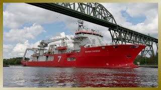 Offshore Cable Layer SEAWAY PHOENIX passing Hochdonn High Bridge // Kiel Canal