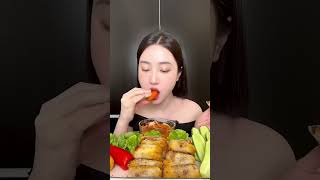 Xem hết video để nghe câu chiện nhạt nhẽo của tui #mukbang #chagiohaisan #cjfoods #fruitsong #shorts