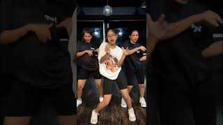 Maine koi Jadoo nehi kiya | cute dance | DNB GIRLS | #shorts #viralshorts #shortvideo #foryou