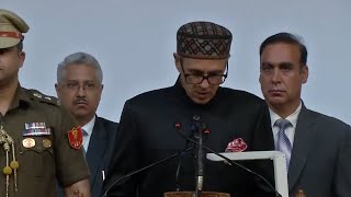 Omar Abdullah बने Jammu-Kashmir के नए CM, ली शपथ, LG Manoj Sinha से ऐसे की मुलाकात