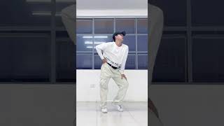 ITZY (있지) - ‘SWIPE’ Dance Cover (solo version) | KVN barrera