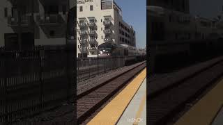 Metrolink 903 speeds into Oceanside #train #railfanusa #metrolink #903 #f125 #railfan #oceanside