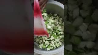 ఆవకాయ పచ్చడి ఇలా అప్పటికప్పుడు ఆవకాయ అన్నం #mango #viral #food #cook #short #trending